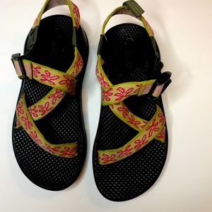 Chaco Girls Z1 sandals size 3